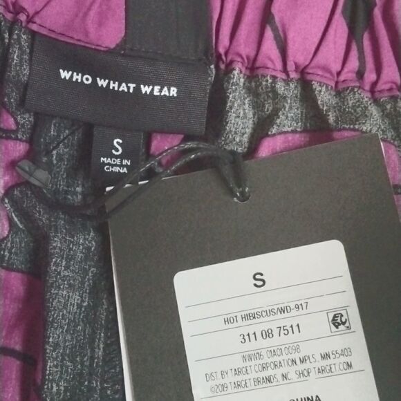 NWT WhoWhatWear Ruffle Dress With Pockets! Small - Picture 6 of 6